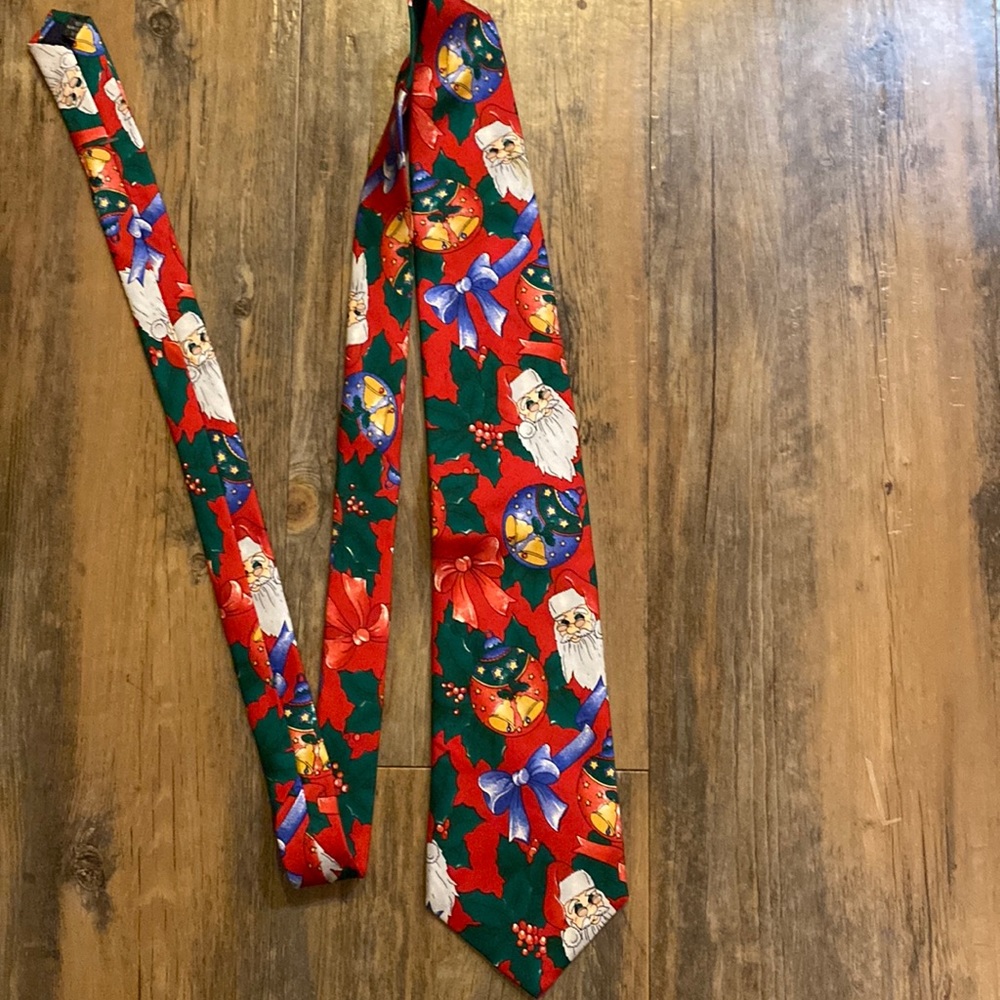 Christmas Tie